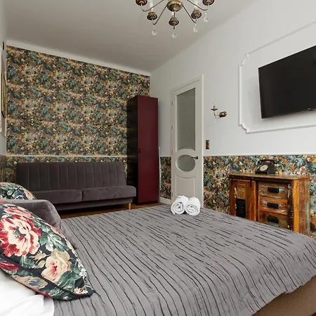 Apartment On The Warsaw Square By Noclegi Renters Exterior photo